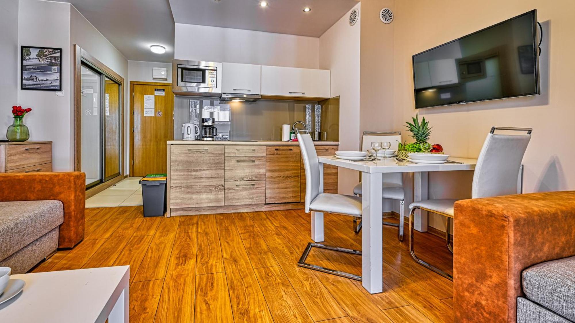 שצ'קלארסקה פוראובה Apartamenty Sun & Snow Resort Izery מראה חיצוני תמונה